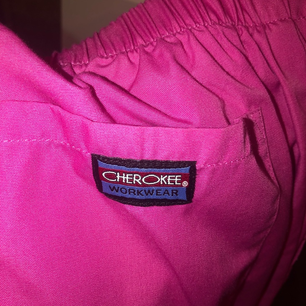 Pink Cherokee Scrub Set - Picture 4 of 8